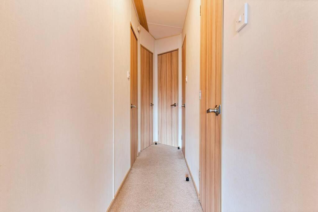 Tattershall Lakes: Sally'S Superior Stay Exterior photo
